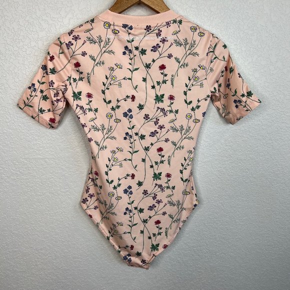 Adidas Floral Bodysuit Women's Size XS Pink Short Sleeve Casual Snap Closure - Picture 9 of 10